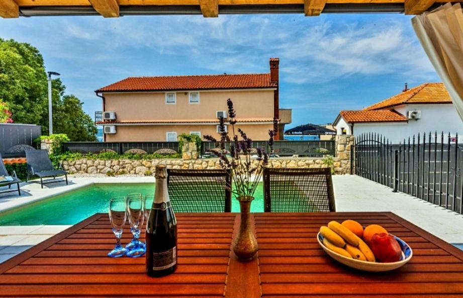 Vintage Residence Dramalj, Pool Self-Use Extérieur photo